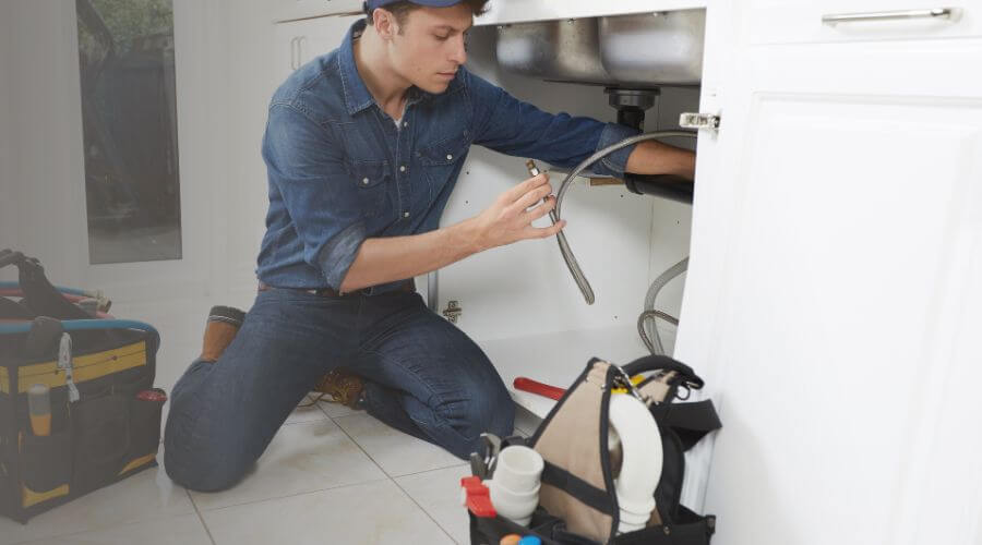 Emergency Leak Repair in Coushatta, LA